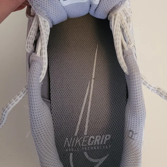 Nike White and Gray Sneakers - Picture 8 of 9